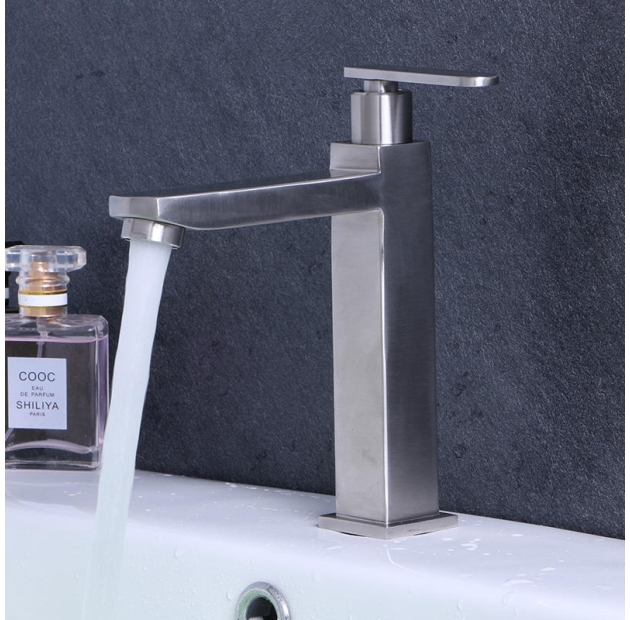 Vòi Lavabo Vuông 18cm LUSENTER ( VLB04)