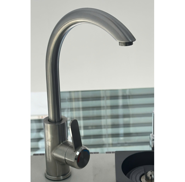 Vòi Chén Nóng Lạnh Inox Cao Lusenter (VC41)